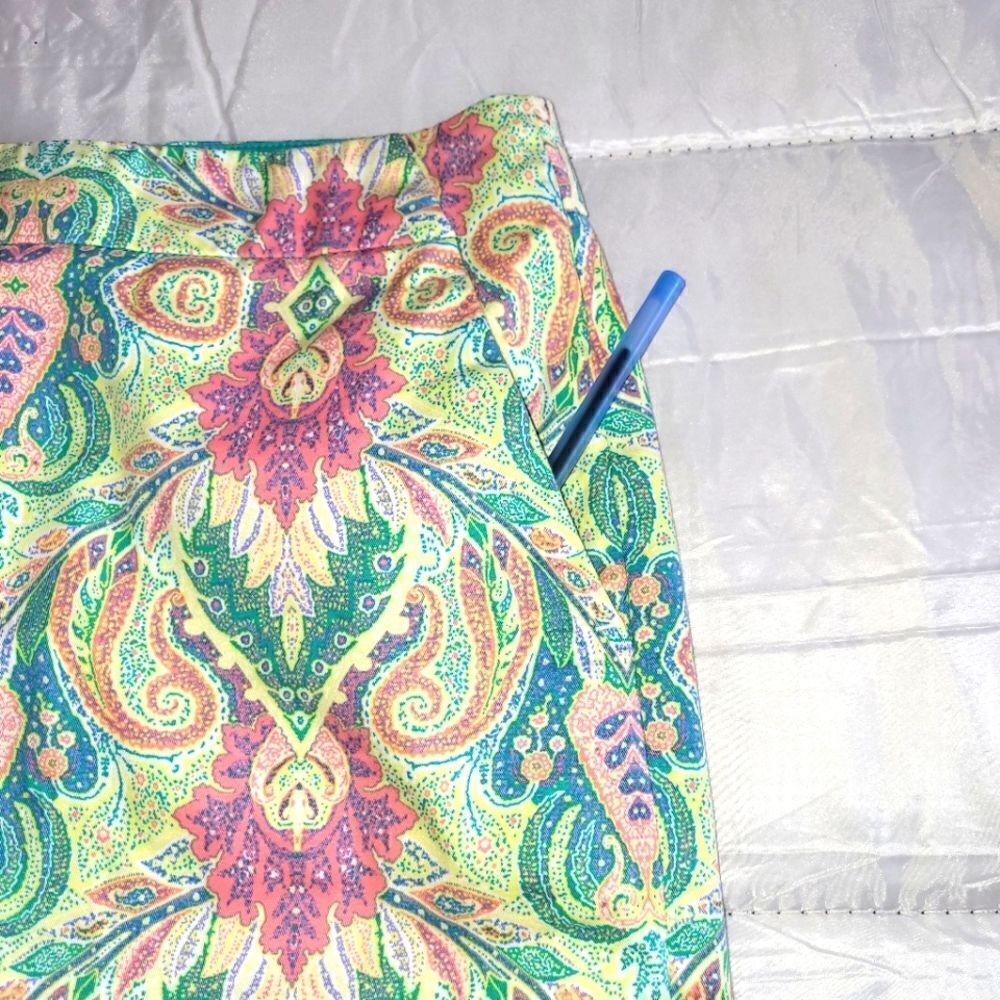 ‎Ann Taylor Madison Skirt Multicolored Paisley Print Size 00P - Picture 2 of 7